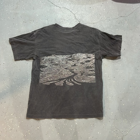 John Elliott SHARE THE TRAIL UNIVERSITY TEE - Picture 6 of 6